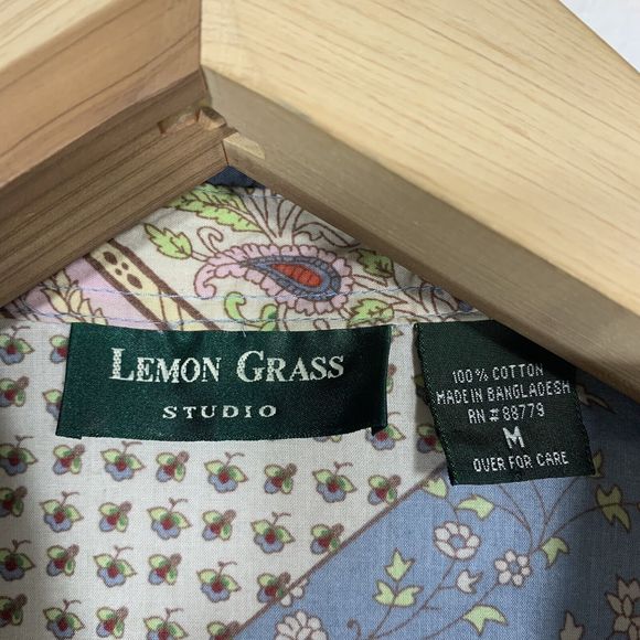 Lemon Grass Floral Paisley 3/4 Sleeved Button Up Cotton Blouse Size Medium Women - Picture 4 of 7